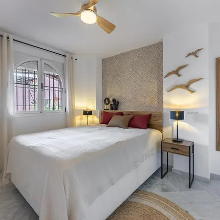 Encantador Con Balcon, Piscina Y Vista Al Mar Apartmán *