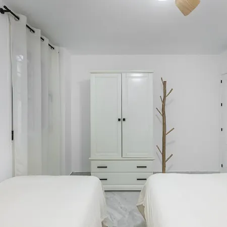 Encantador Con Balcon, Piscina Y Vista Al Mar Apartmán *