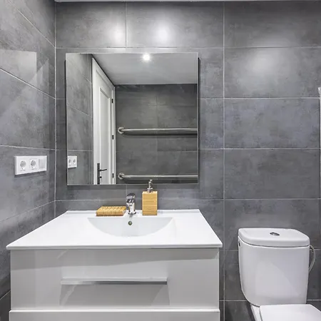 Apartmán Encantador Con Balcon, Piscina Y Vista Al Mar *
