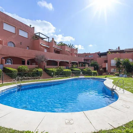Encantador Con Balcon, Piscina Y Vista Al Mar